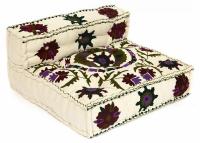 Модуль мягкий со спинкой Secret De Maison MAHARAJA (mod. MA-102) cotton Kilim, 80х80х43см, белый с цветами. Фото №1
