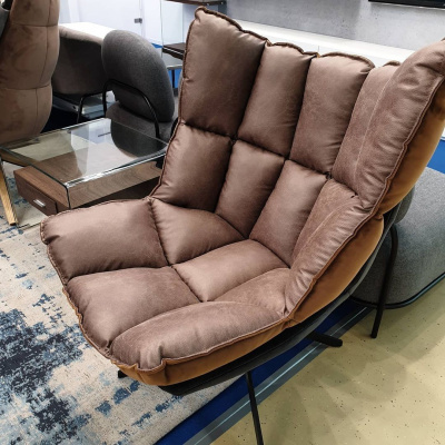 Дизайнерское кресло HUSK DC-1565F коричневое (BROWN). Фото